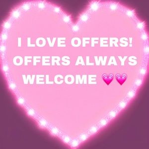 OFFERS WELCOME💗💗 MAKE AN OFFER!